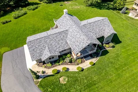7887 Canterbury Ridge South Beloit IL 61080