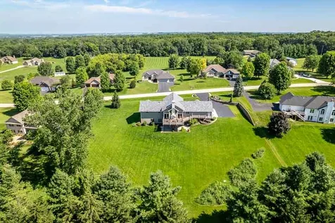 7887 Canterbury Ridge South Beloit IL 61080
