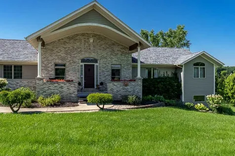 7887 Canterbury Ridge South Beloit IL 61080