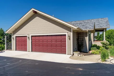 7887 Canterbury Ridge South Beloit IL 61080