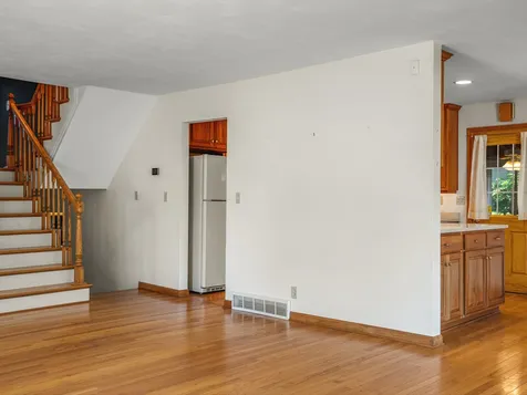 6211 Columbine Boulevard Rockford IL 61108