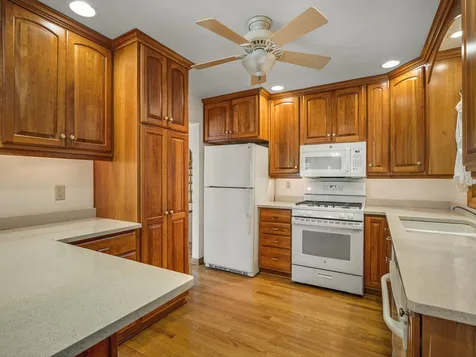 6211 Columbine Boulevard Rockford IL 61108