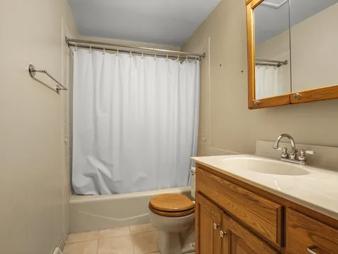 6211 Columbine Boulevard Rockford IL 61108