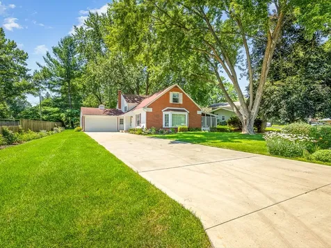 6211 Columbine Boulevard Rockford IL 61108
