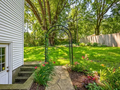 6211 Columbine Boulevard Rockford IL 61108