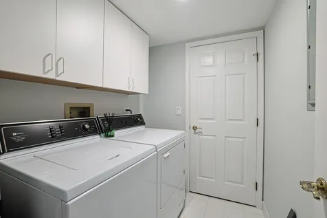170 Manchester Drive Buffalo Grove IL 60089