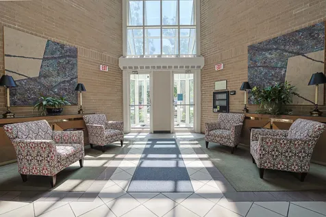 170 Manchester Drive Buffalo Grove IL 60089