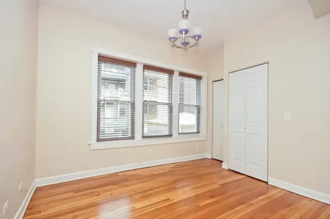 871 West Cornelia Avenue Chicago IL 60657