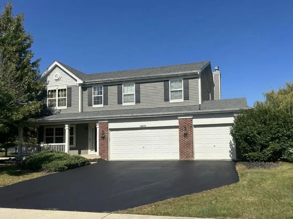 14615 Colonial Parkway Plainfield IL 60544