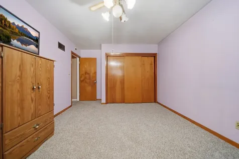 1009 Chicago Avenue Dixon IL 61021