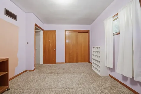 1009 Chicago Avenue Dixon IL 61021