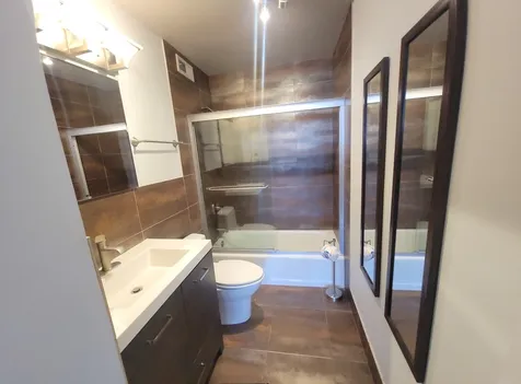 5415 North Sheridan Road Chicago IL 60640