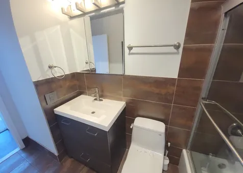 5415 North Sheridan Road Chicago IL 60640