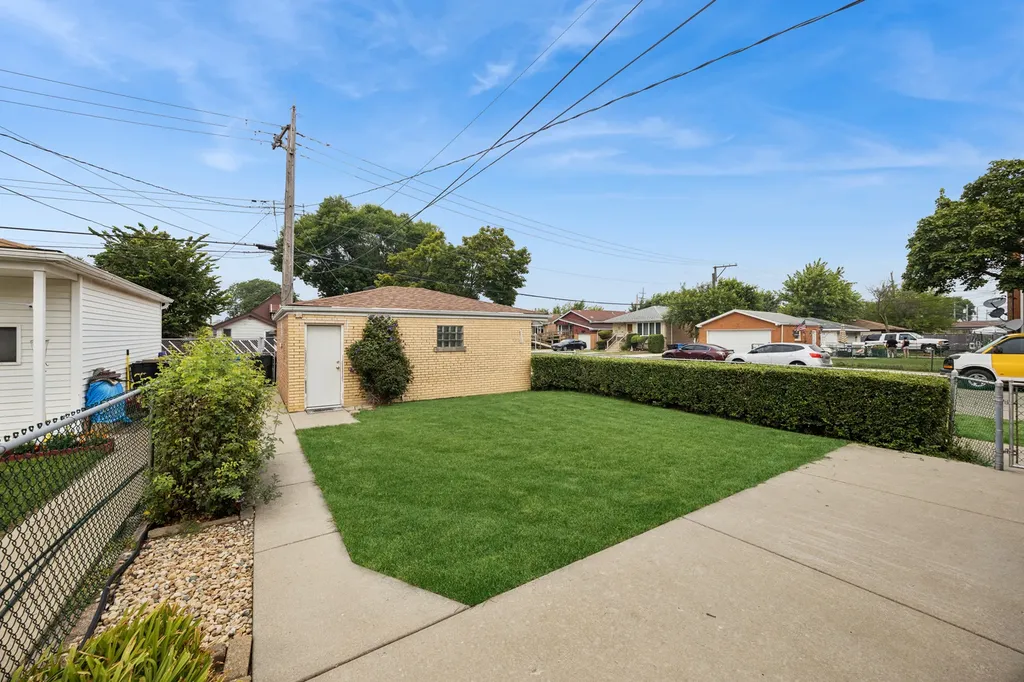 6000 South Narragansett Avenue Chicago IL 60638
