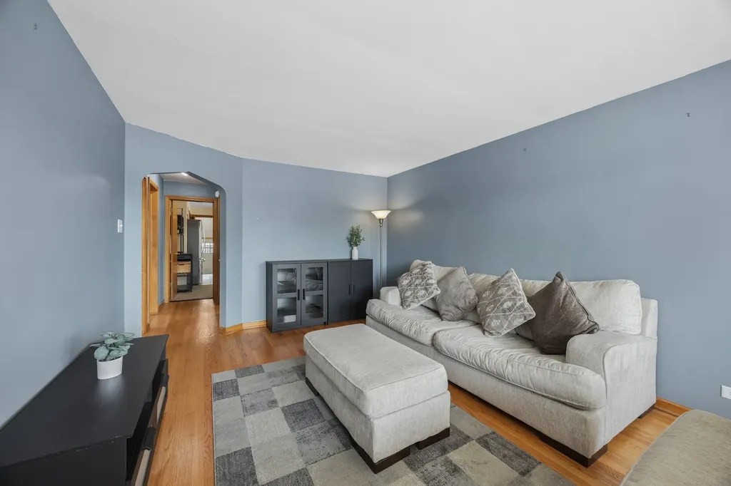 6000 South Narragansett Avenue Chicago IL 60638
