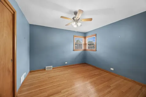 6000 South Narragansett Avenue Chicago IL 60638