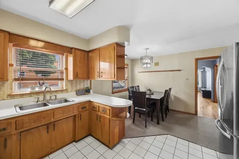 6000 South Narragansett Avenue Chicago IL 60638