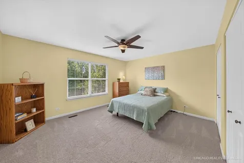 348 Kingsport Court Crystal Lake IL 60012
