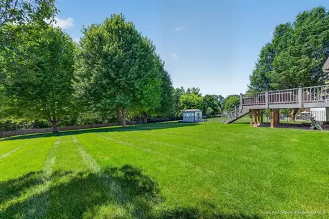 348 Kingsport Court Crystal Lake IL 60012