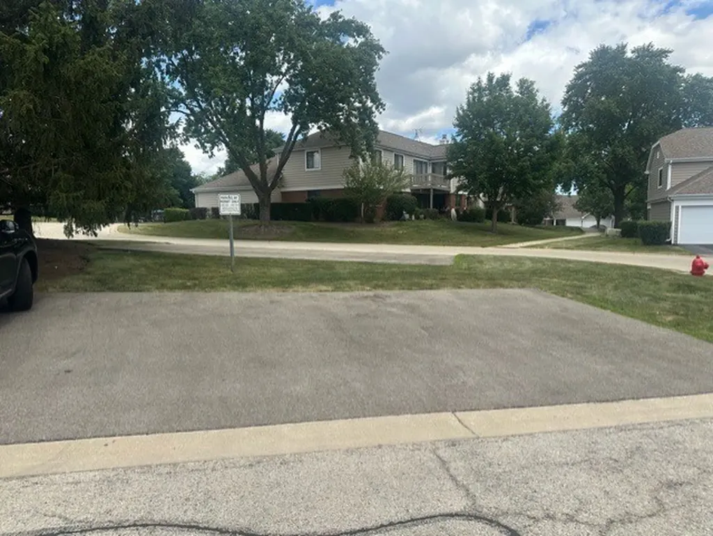 353 Lambert Drive Schaumburg IL 60193