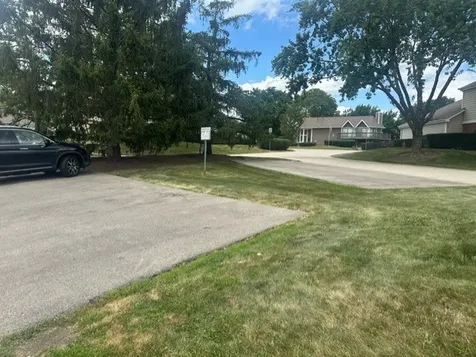 353 Lambert Drive Schaumburg IL 60193