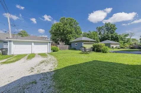 25 South 6th Avenue La Grange IL 60525