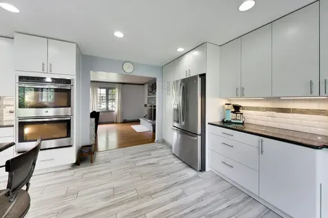 104 North Northampton Drive Geneva IL 60134