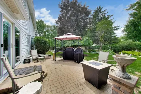 104 North Northampton Drive Geneva IL 60134
