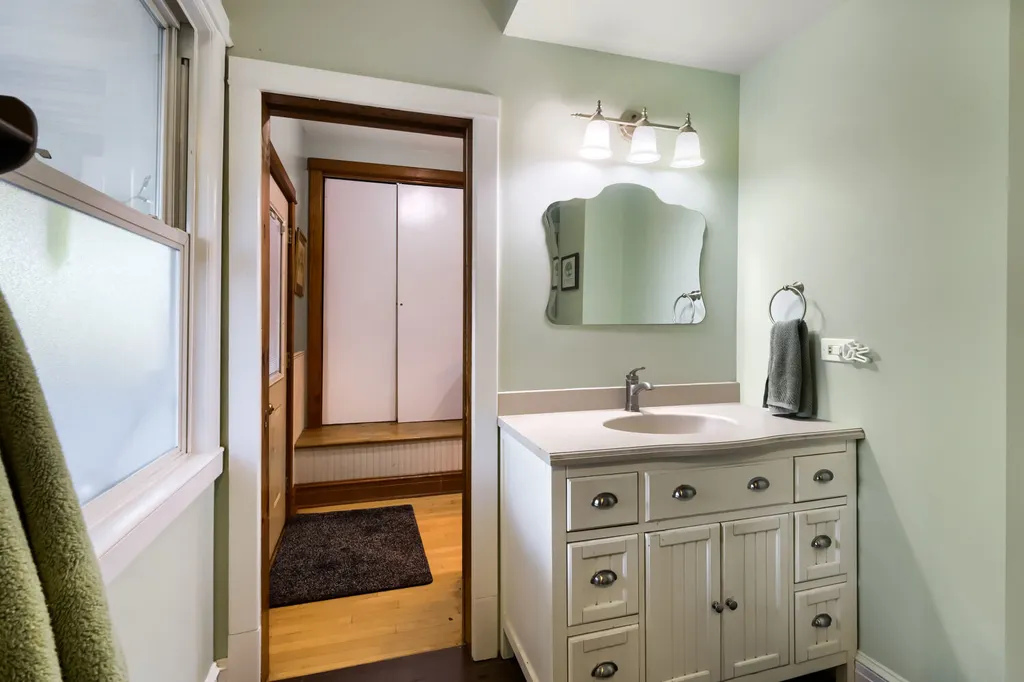 163 South Craig Place Lombard IL 60148