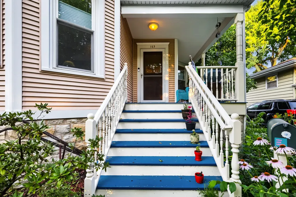 163 South Craig Place Lombard IL 60148