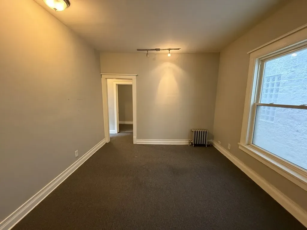 6619 South Ellis Avenue Chicago IL 60637