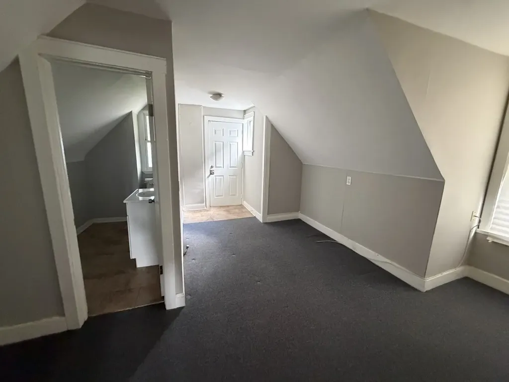 6619 South Ellis Avenue Chicago IL 60637