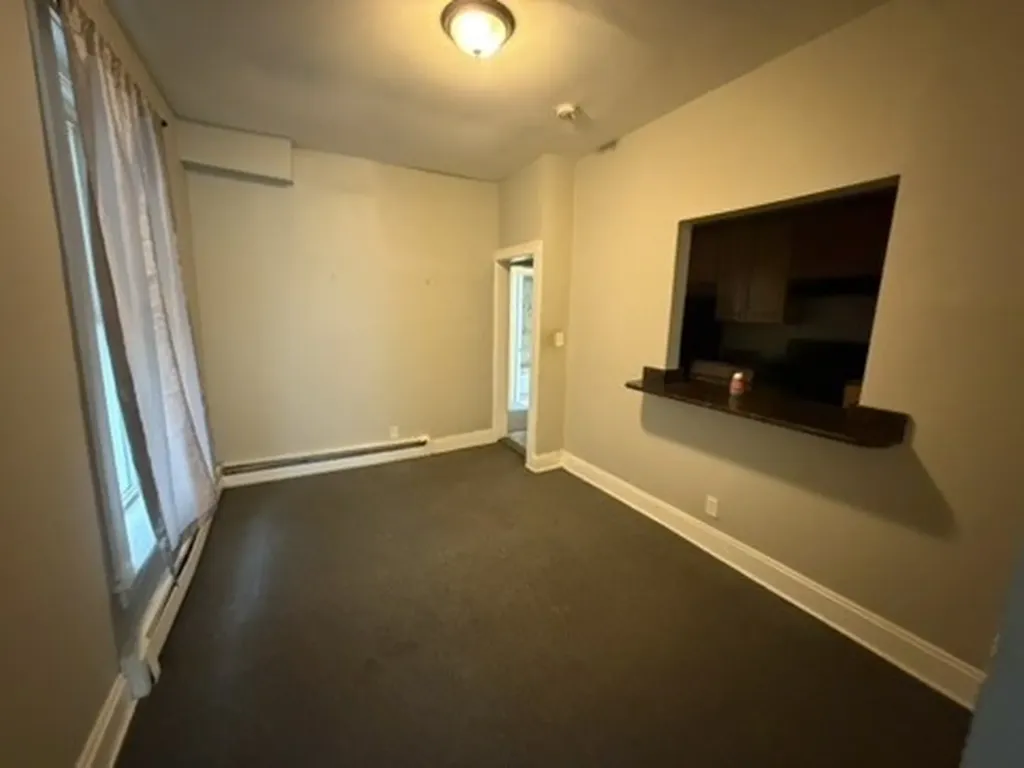 6619 South Ellis Avenue Chicago IL 60637