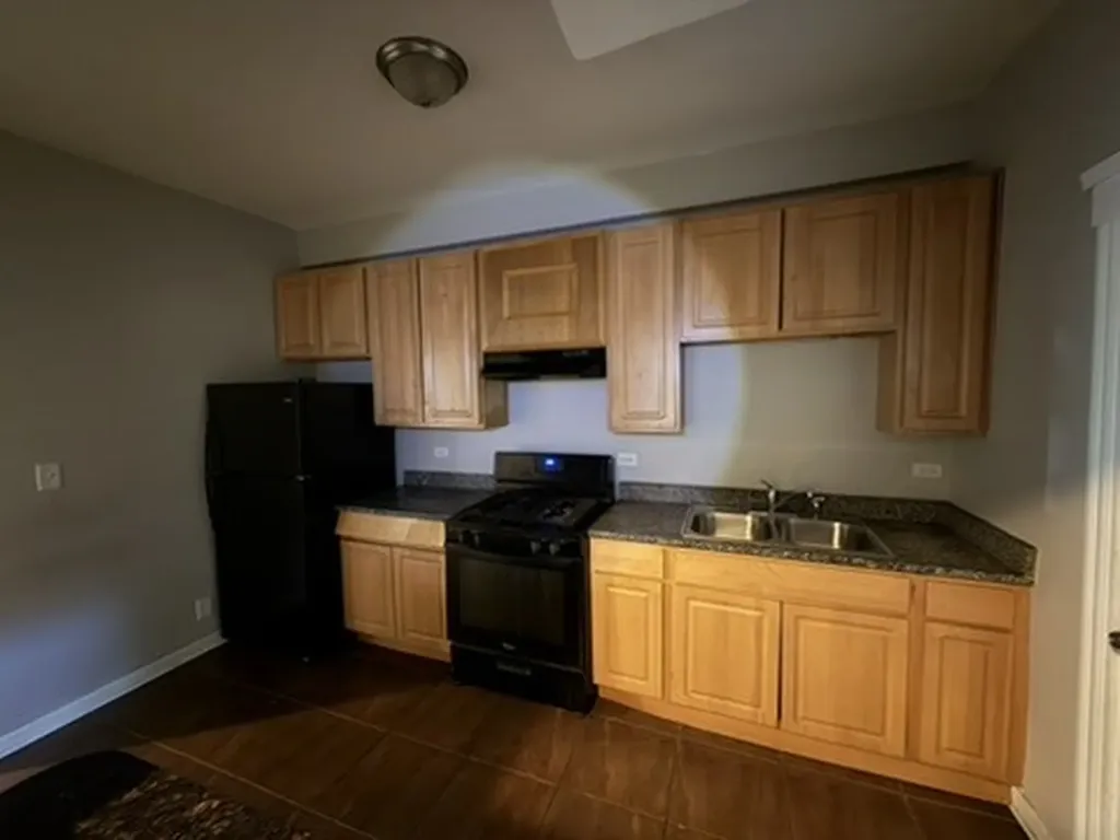 6619 South Ellis Avenue Chicago IL 60637