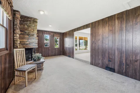264 Tanglewood Drive Elk Grove Village IL 60007