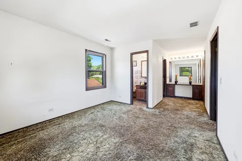 264 Tanglewood Drive Elk Grove Village IL 60007
