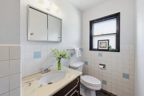 264 Tanglewood Drive Elk Grove Village IL 60007