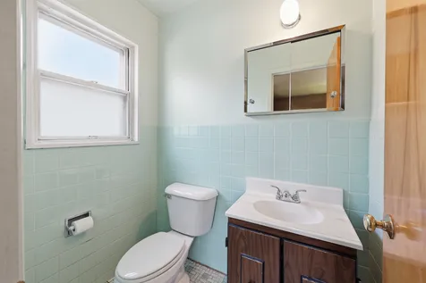 264 Tanglewood Drive Elk Grove Village IL 60007