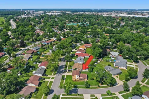 264 Tanglewood Drive Elk Grove Village IL 60007