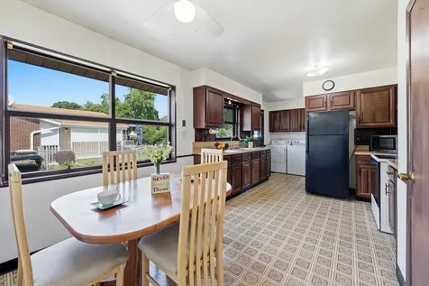 264 Tanglewood Drive Elk Grove Village IL 60007