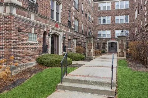 65 East Harris Avenue La Grange IL 60525