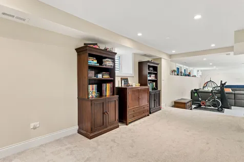 4037 North Richmond Street Chicago IL 60618