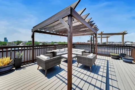 1417 West Chicago Avenue Chicago IL 60642