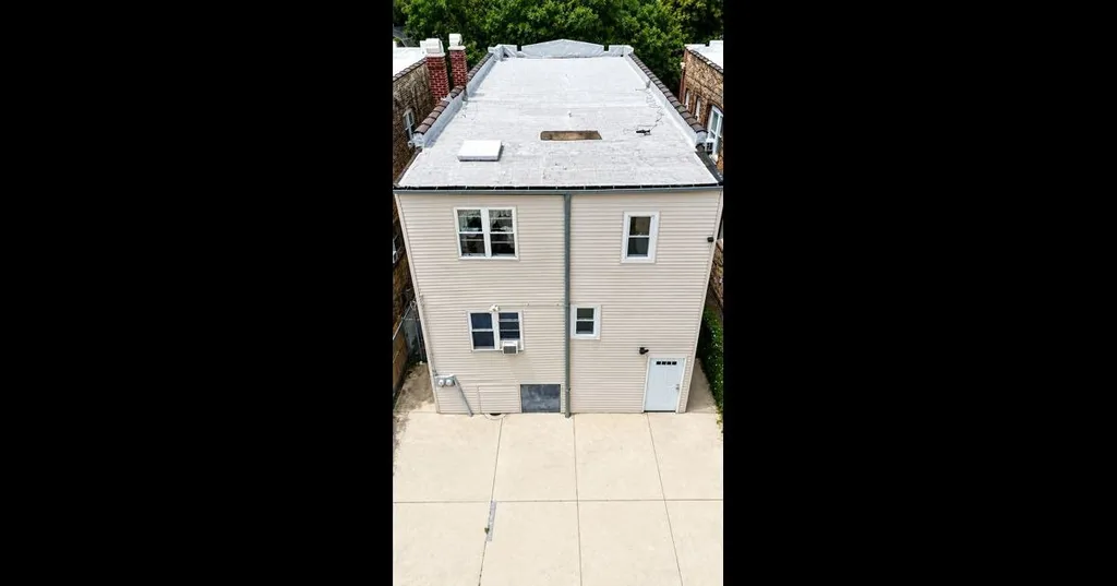 1519 North Latrobe Avenue Chicago IL 60651