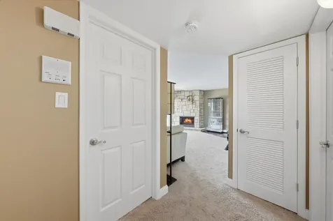 11132 South 84th Avenue Palos Hills IL 60465