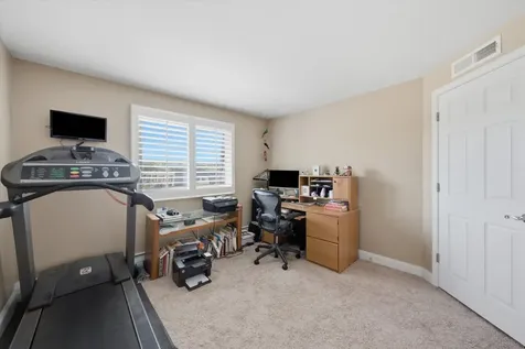 11132 South 84th Avenue Palos Hills IL 60465