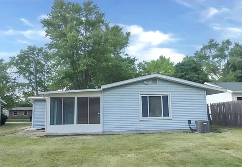 2011 Parkdale Drive Champaign IL 61821