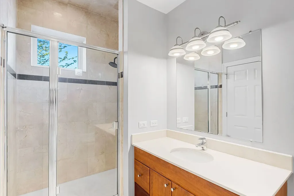 2204 North Natchez Avenue Chicago IL 60707
