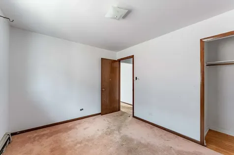 1633 Downs Drive Calumet City IL 60409