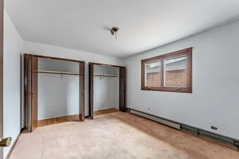 1633 Downs Drive Calumet City IL 60409